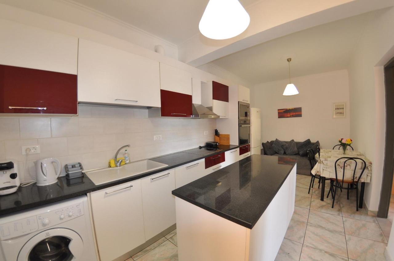 Appartement Maria - Roumanis *